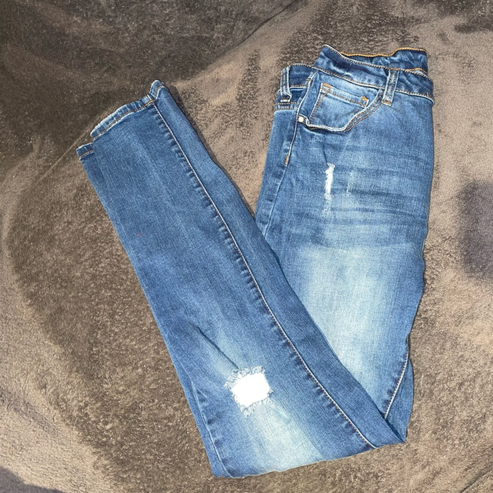 High-Rise Kylie Skinny Denim Jeans